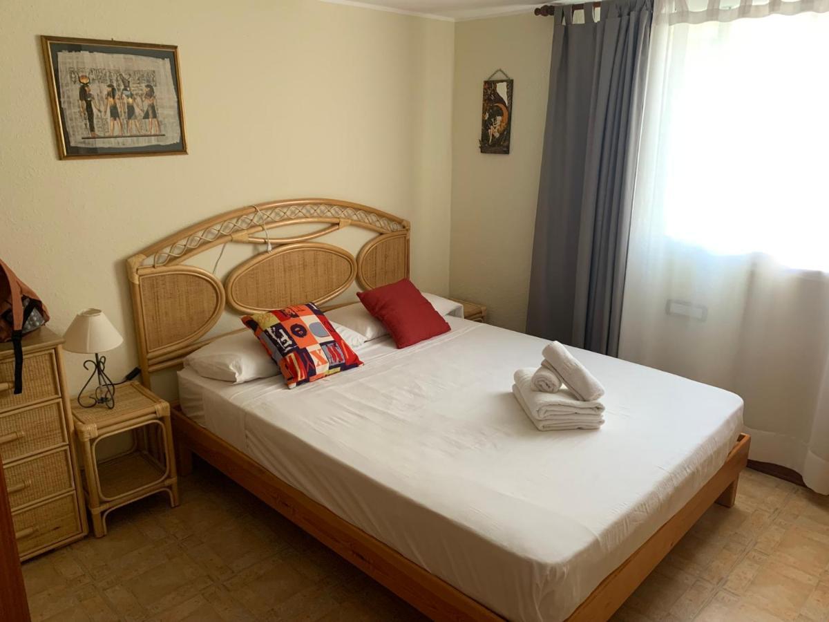 Apartamentos Miranda Es Pujols Exterior photo