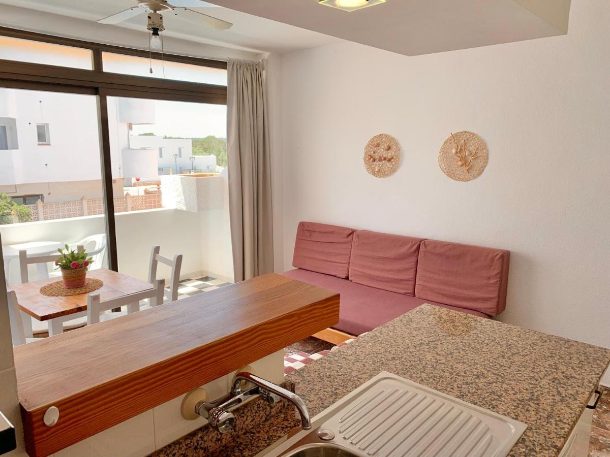 Apartamentos Miranda Es Pujols Exterior photo