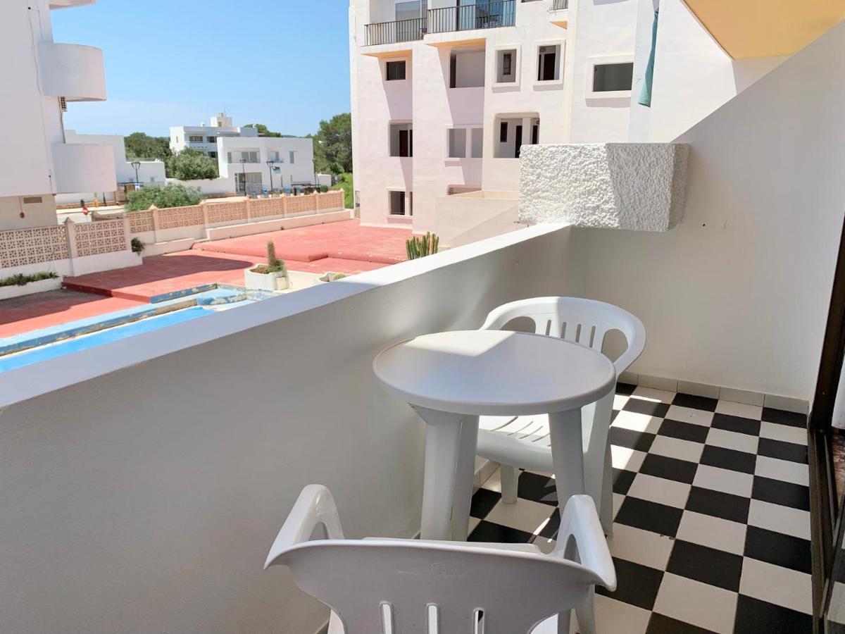 Apartamentos Miranda Es Pujols Exterior photo